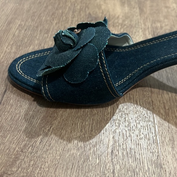Chanel Camellia Denim Kitten Sandal Heels - Picture 8 of 13